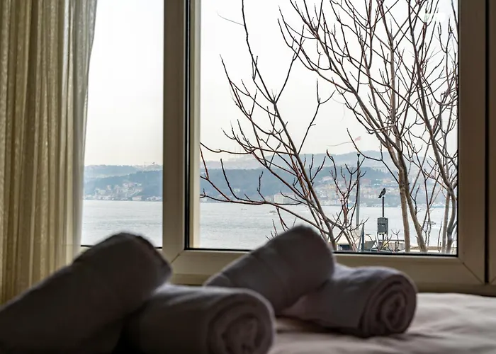 Bosphorus Menekshe Rezidances *