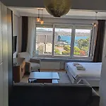 Bosphorus Menekshe Rezidances Апартаменты Стамбул