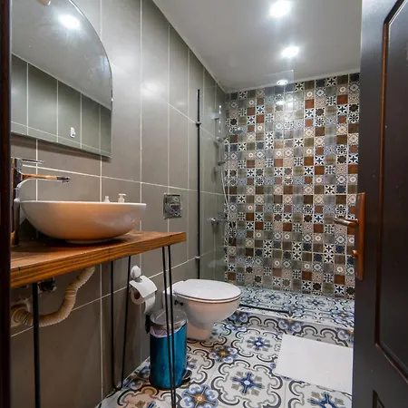 Bosphorus Menekshe Rezidances