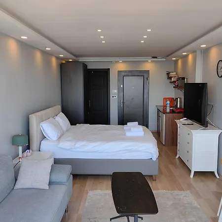 Bosphorus Menekshe Rezidances Apartment Istanbul