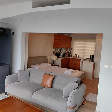 Apartment Bosphorus Menekshe Rezidances