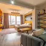 Apartment Bosphorus Menekshe Rezidances *