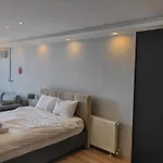 Apartment Bosphorus Menekshe Rezidances Istanbul