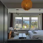 Apartment Bosphorus Menekshe Rezidances Istanbul