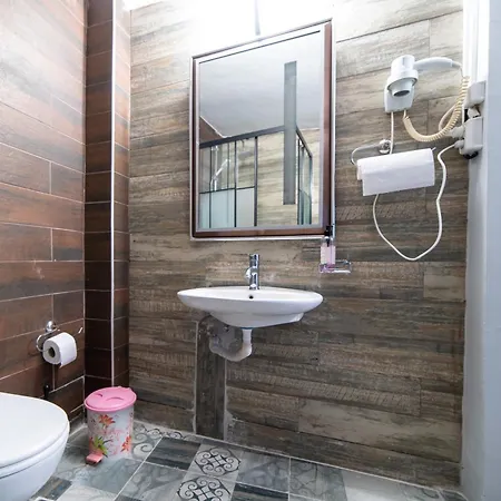 Bosphorus Menekshe Rezidances