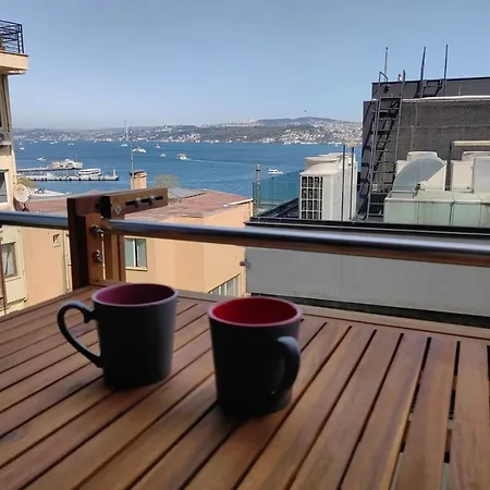 Bosphorus Menekshe Rezidances *