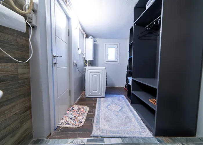 Bosphorus Menekshe Rezidances * Istanboel