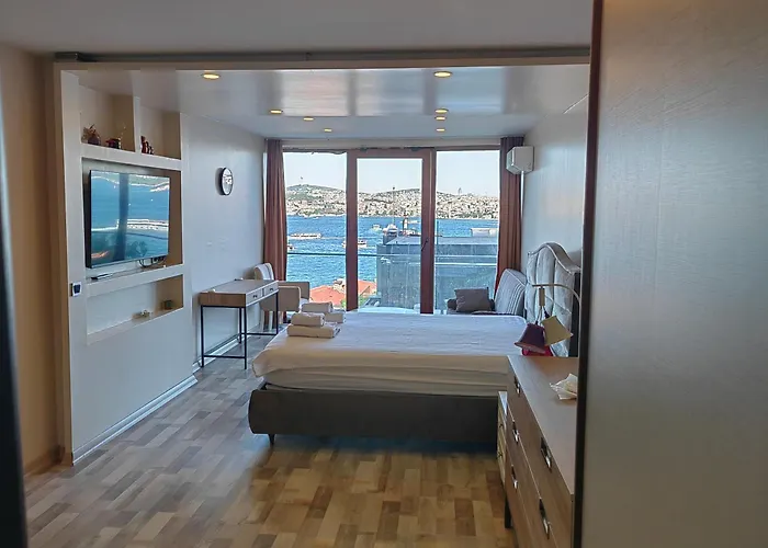 Bosphorus Menekshe Rezidances