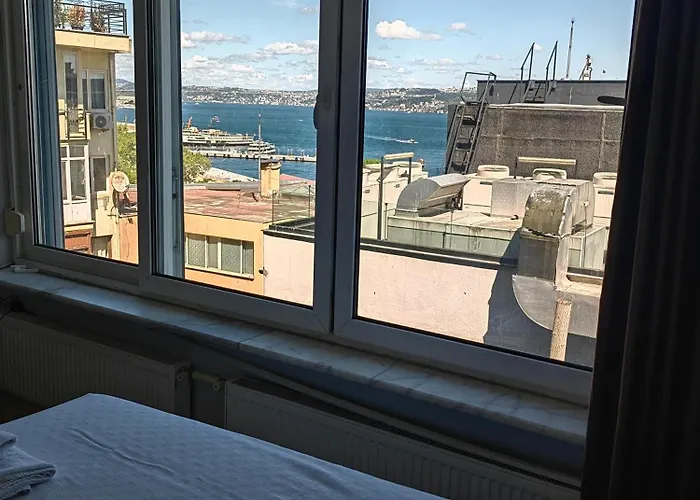 Bosphorus Menekshe Rezidances Appartement Istanboel
